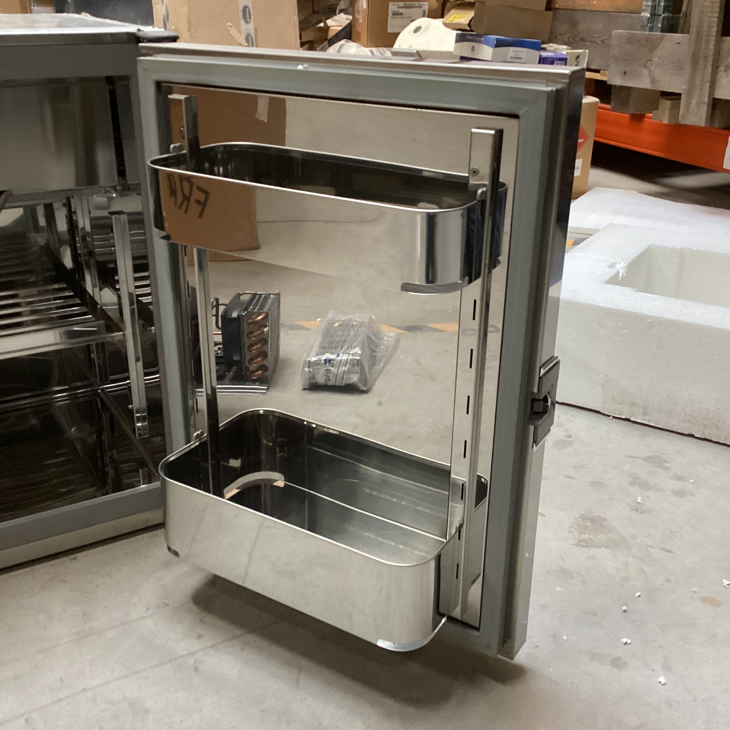 Frigonautica FR80AC 80L kompressorkøleskab i rustfrit stål inklusive fryser