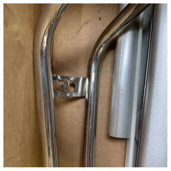 Supporto per albero radar autolivellante Scanstrut LMB-A2