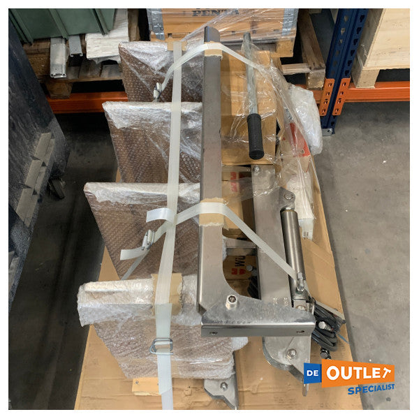 HB Technics hydrauliczna drabinka kąpielowa 4 stopnie 12V