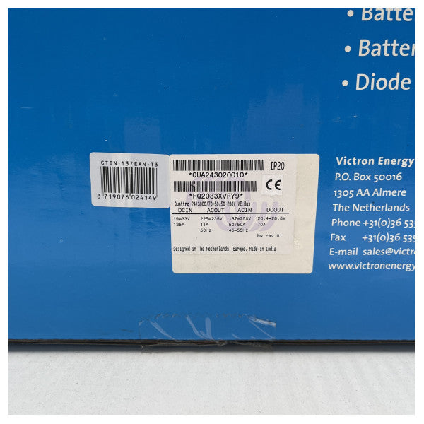 Інверторний зарядний пристрій Victron Quattro 24V | 3000W | 70A - 230V - VIQUA243020010