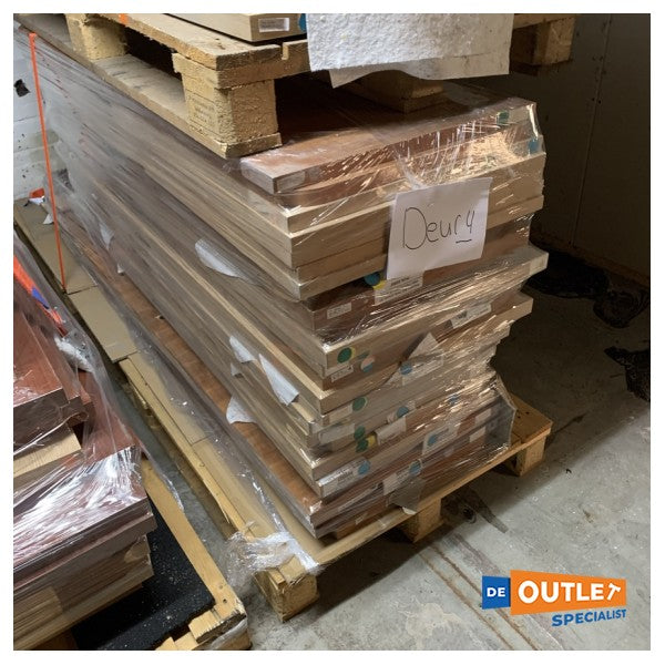 Піддон з декількома дверцятами червоне дерево, тик, дуб, горіх 22 шт.