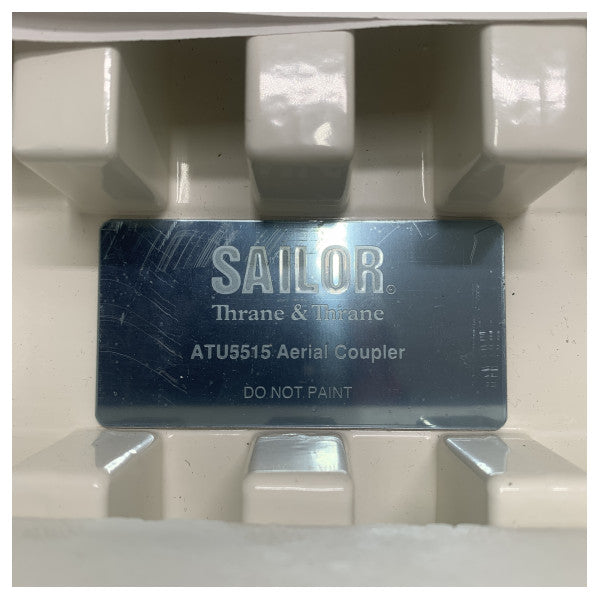 Cobham Sailor AT5250 マリンアンテナチューナー 500W - 耐候性海上通信機器