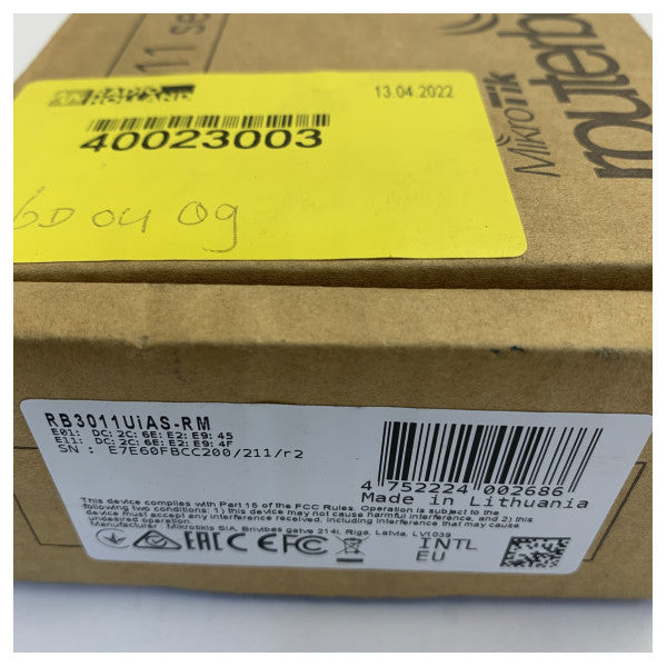 MikroTik RB3011UiAS-RM RouterBoard 10x Gigabit-porte 1U rackmonteret router 
