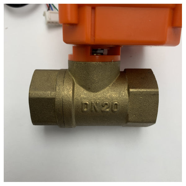 Vetus KLD صمام كروي صغير مزود بمحرك Vetus Mini Motorized Ball Valve DN20 3/4 بوصة 24 فولت 