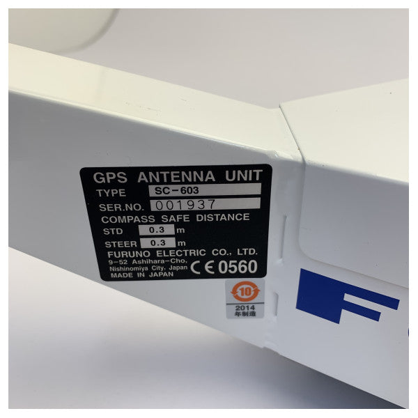 Furuno SC-50 satellitkompas med højpræcisions GPS-antenne system 