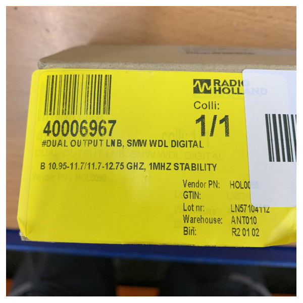 SMW WDL Digital B LNB за сателит с двоен изход 10.95-12.75 GHz, стабилност 1 MHz 