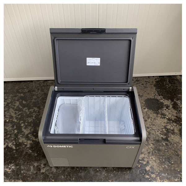 Dometic CFX5 55 Caixa de refrigeração 55L com compressor e arrefecimento 12/24/230V - 97000050783 