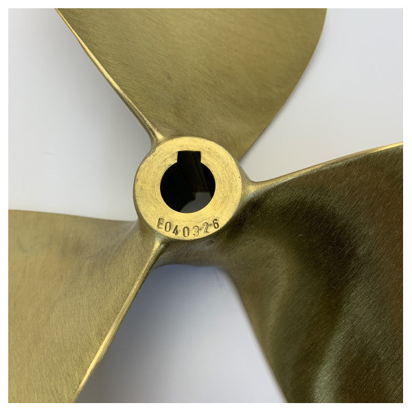 VETUS 3-bladig propeller P3B 15 tum x 15 tum, högergående 