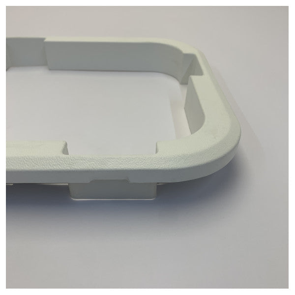 Lewmar 368352239 Kit de acabado estándar para portillo tamaño 5 blanco 