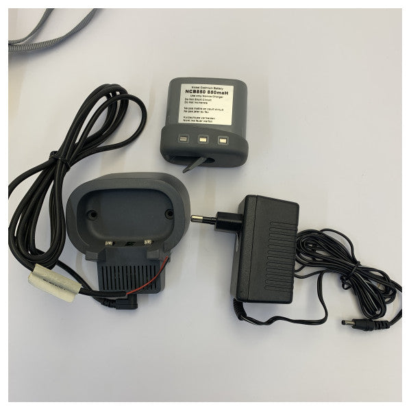 Navico AXIS 250 GMDSS El Tipi Deniz VHF Telsizi - Kullanılmış 