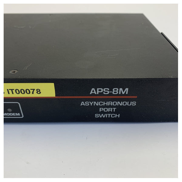 APS-8M Asynkron portbryter seriekonsollserver - 8-ports nettverk - brukt 