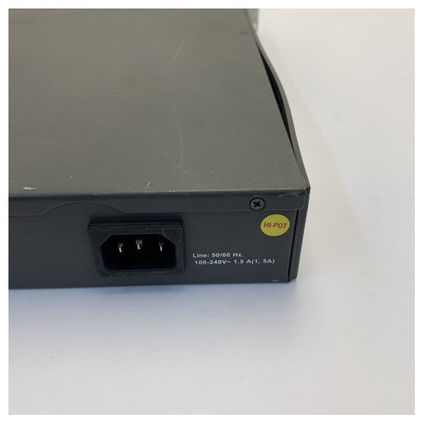 Управляем мрежов комутатор HP ProCurve Switch 2626 J4900B с 24 порта - употребяван 