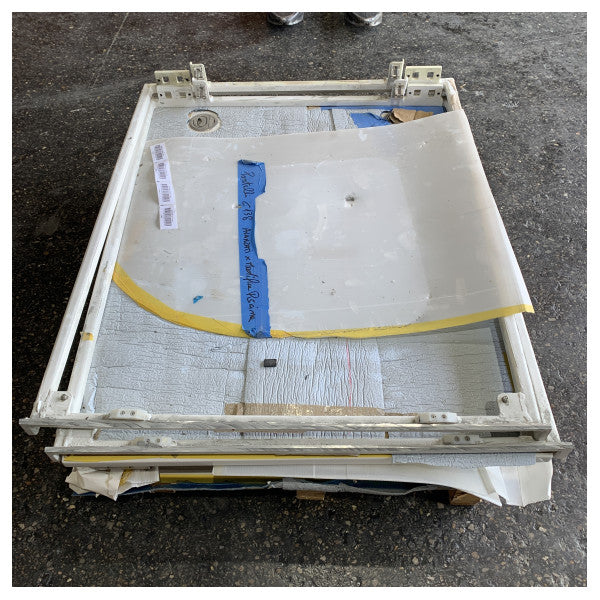Portello di accesso marino Ferretti in acciaio inox rivestito bianco - 123 x 103 cm 