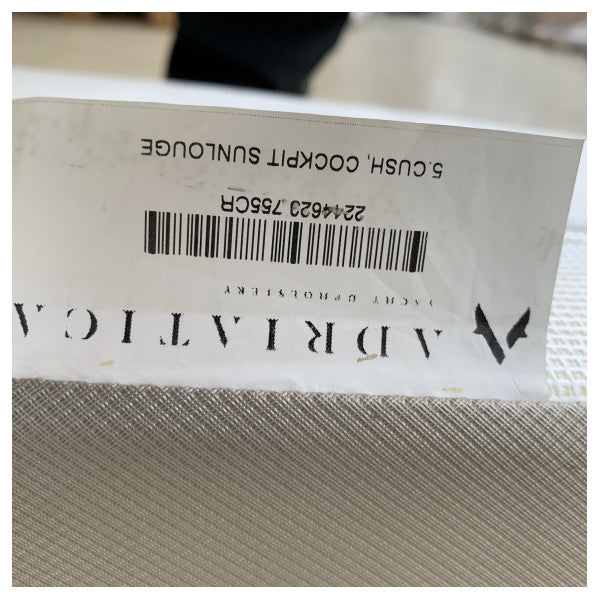Quicksilver CF 755CR Sunlounge -ohjaamon tyyny, vedenpitävä, veneen istuimeen 