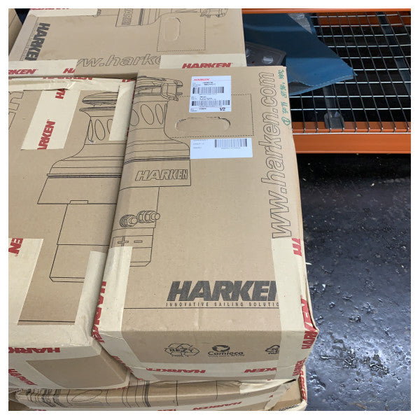 Harken Unipower 900 46.2 Winch électrique self-tailing 12 V à 2 vitesses - 900UPWC12 