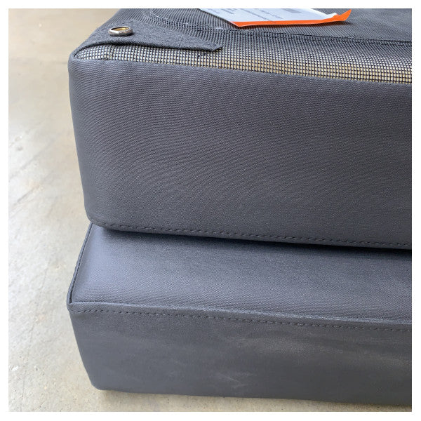 وسادة استلقاء D66 Uttern لون أنثراسايت مقاومة للماء - 2079291 