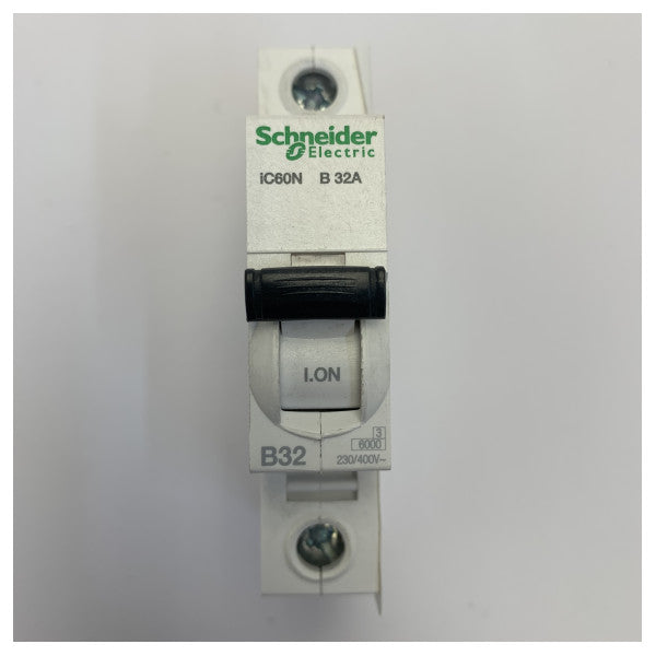 Schneider Electric iC60N B32A -katkaisija - 2-napainen 32A 