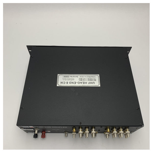 Sigma UHF 8-Way Head-End Combiner 12V per sistemi di comunicazione marini affidabili