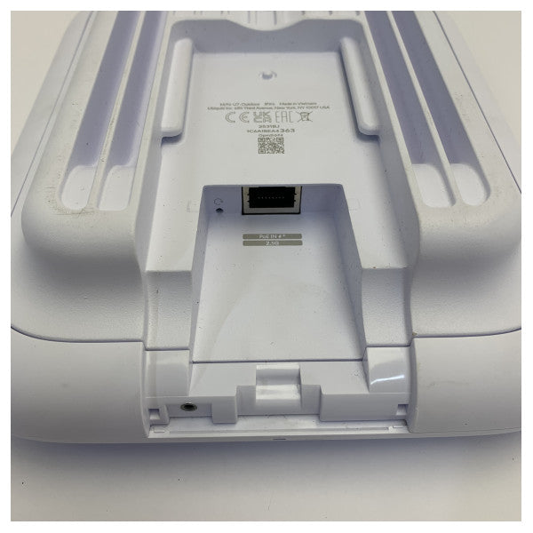 Ubiquiti UniFi U7 Outdoor WiFi 7 Access Point BE5000 2.5 GbE - Gebraucht 