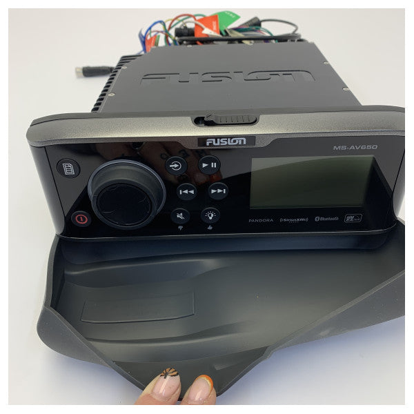 Système de divertissement marin Fusion MS-AV650 lecteur DVD CD Hi-Fi récepteur 010-01355-00 