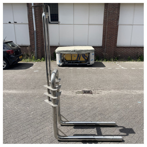 Светлинен вал от неръждаема стомана Riva 115 | скоба за радар