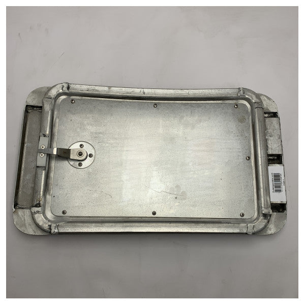 NEMO lodret konveks adgangsluge i aluminium af høj kvalitet til marineapplikationer - 376 x 680 mm