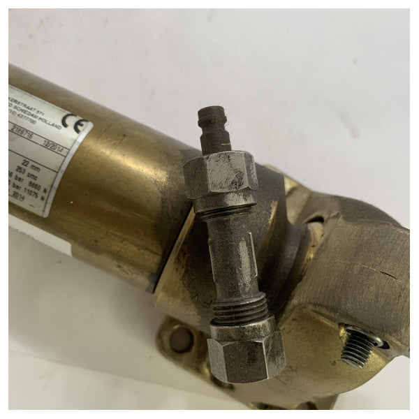 Vetus Brass MTC125 hydraulisk styrecylinder 10 mm S160 mm - 253 cc - 1226 Nm 