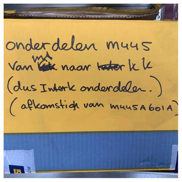 Vetus M4.45 | M4.35 moottorin välijäähdyttimen lämmönvaihdinpaketti, johon sisältyy impelleripumppu 