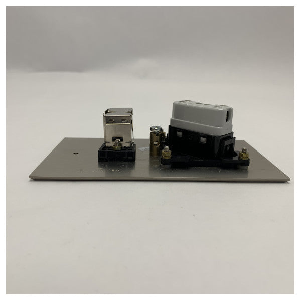 Meljac Πίνακας διακοπτών από ανοξείδωτο χάλυβα RJ45 & διπολικός διακόπτης 142x80mm για θαλάσσιες ηλεκτρικές εγκαταστάσεις