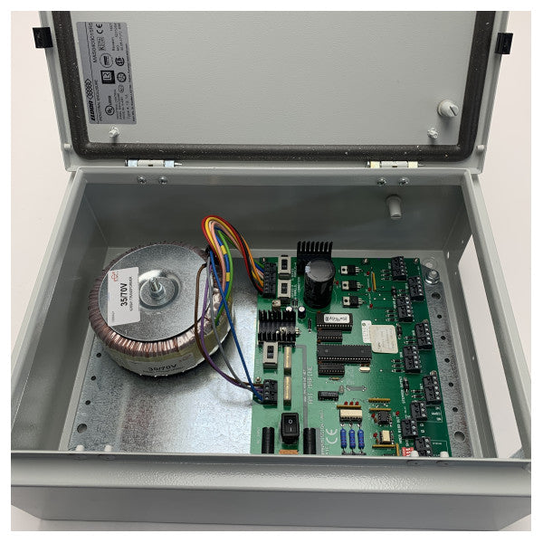 وحدة معالجة واجهة AMI Marine X941-E 35/70 - تحويل بيانات NMEA 0183 إلى إشارات خطوة DC التقليدية 