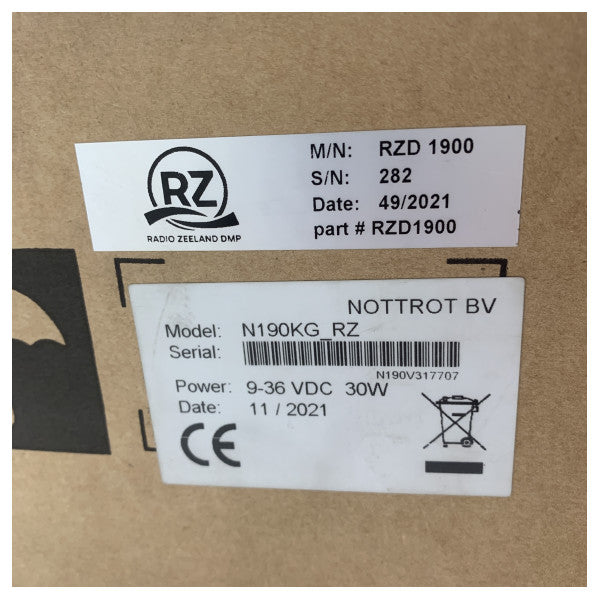 Radio Zeeland RZD1900 19 Zoll Glasbrücke Radaranzeige 