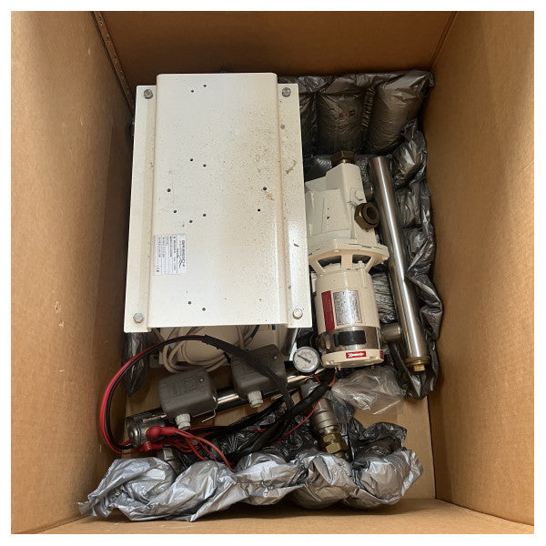 Gianneschi Eoinox Ecoject 飲料水ポンプ 24V / 230V