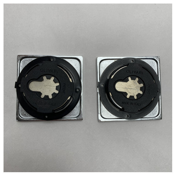 Комплект Olivari D129-CO Квадратна дръжка за врата в матов хром