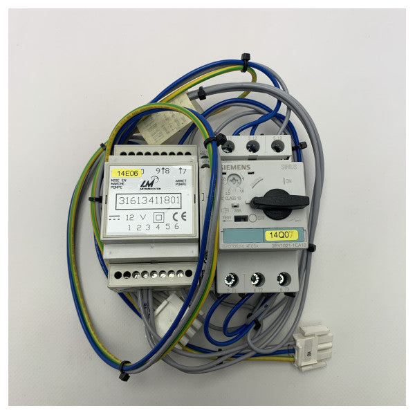 Scatola per interruttori elettrici di grado marino | Protezione impermeabile e duratura dei circuiti per imbarcazioni e navi