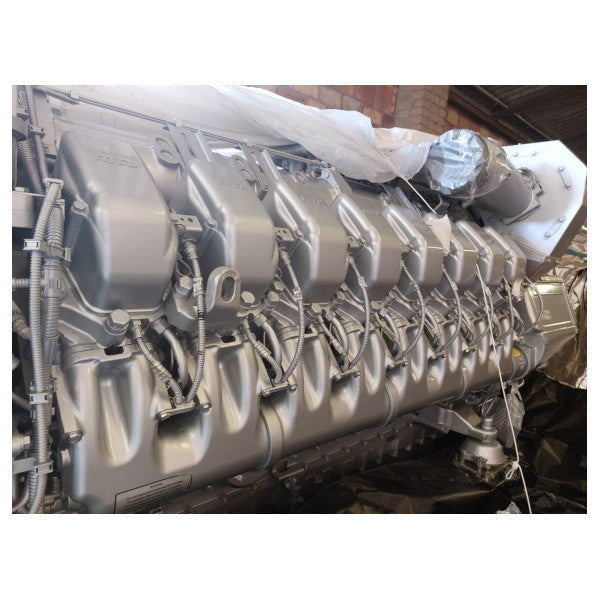 Nouveau kit moteur dual MTU série 4000 16V4000M90 2022 avec propulsion JET Kamewa 