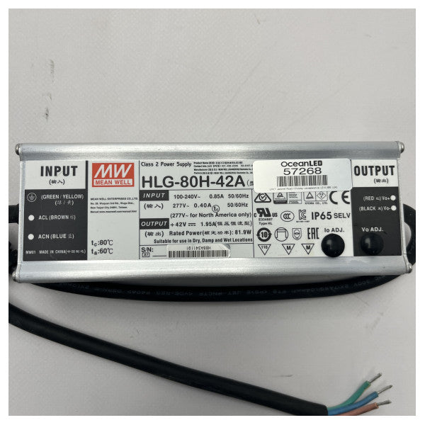 محول الطاقة / محرك الطاقة OceanLED Allure XFM250HD أبيض 230 إلى 42 فولت