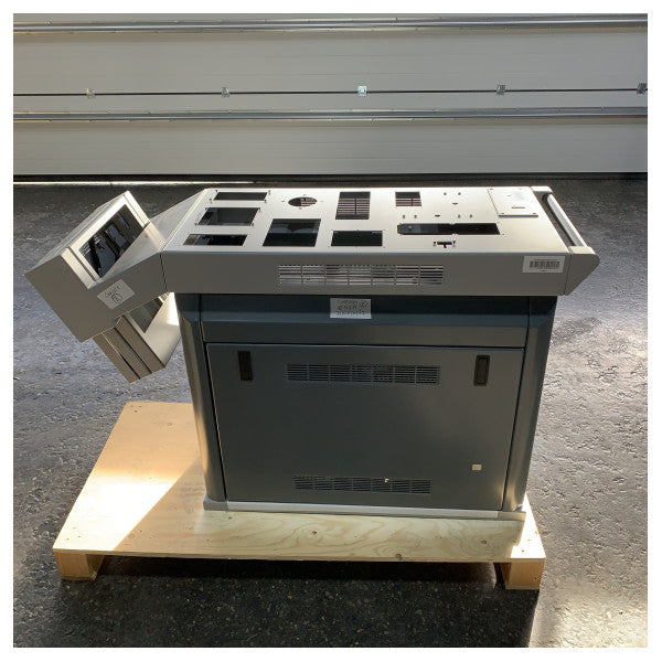 Antracitni most navigacijska konzola tip E dimenzije - L136 x Š48 x V83 