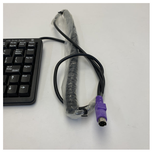 MF/HF SSBデータ端末用のSailor KB4641E / TT-3601Eマリンキーボード 