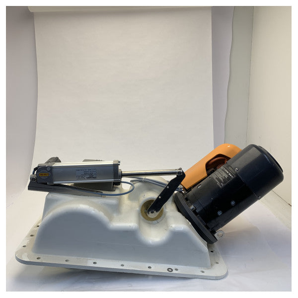 クイック BTR185 105 KGF 24V リトラクタブル ボウスラスター - QBTR1810524 