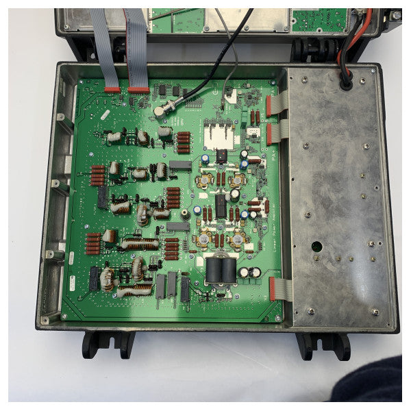 Transceptor marino Sailor HT4610 MF/HF Unidad 150W - 24V 