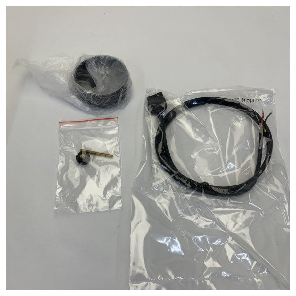 Raymarine i40 Speed Pack с ST69 монтажен датчик за трансом - E70141 