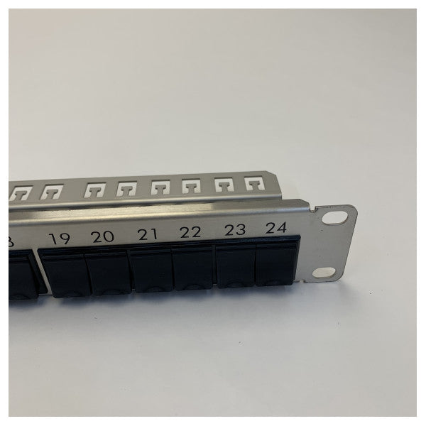 Nexans N52M.664 LANmark Морська та промислова фіксована патч-панель на 24 порти 