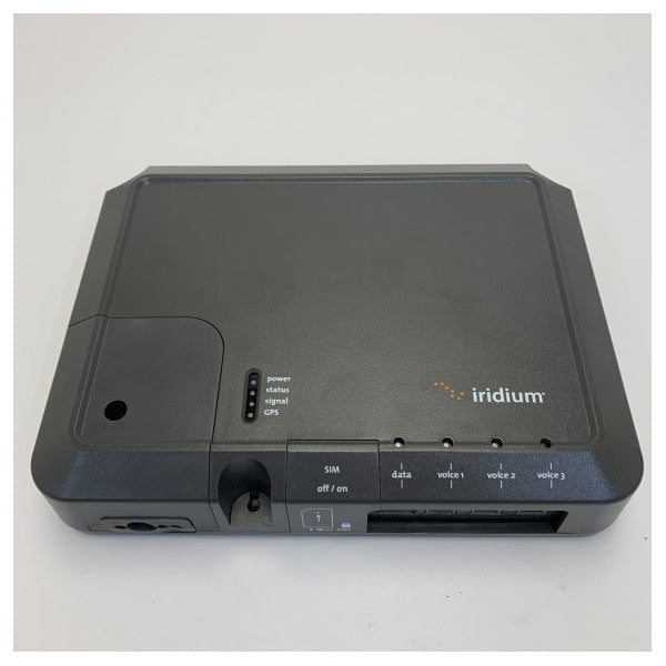 Kit di comunicazione Iridium Pilot Below Decks con telefoni 