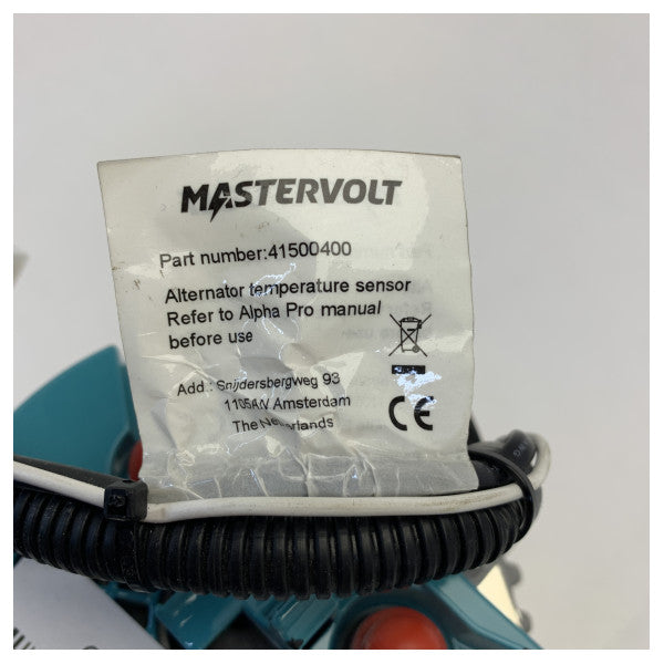 ماسترفولت 46228082 ألفا كومباكت 28 فولت / 80 أمبير مولد كهربائي 