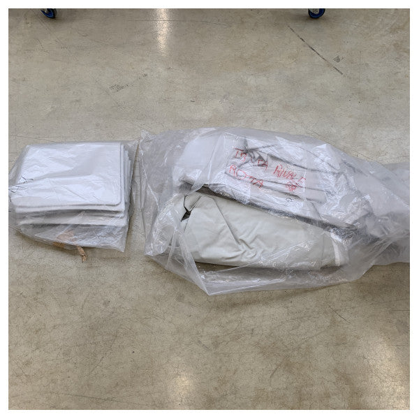 Riva Rivale 56 bimini avec fenêtres - Tente marine blanche durable pour la protection contre le soleil et les intempéries