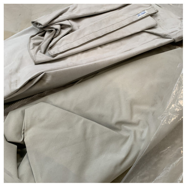 Riva Rivale 56 bimini avec fenêtres - Tente marine blanche durable pour la protection contre le soleil et les intempéries