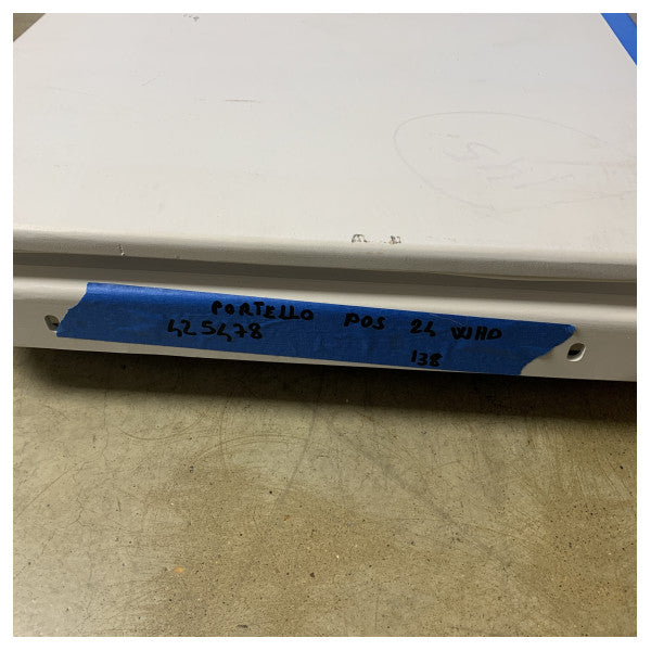 Biała pokryta stal nierdzewna klapa dostępu CRN - 425478 