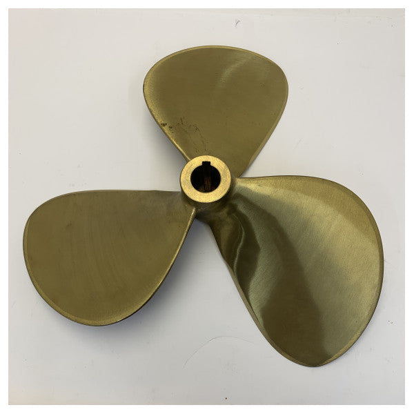 ヴェトゥス P3B-17X11R プロペラ 3ブレード 真鍮 右回り 30 mm 