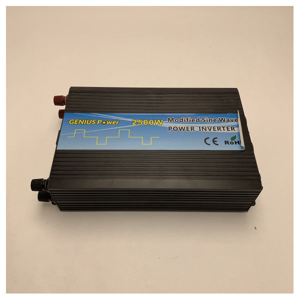 KS2500M 2500 Вт синусоїдальний інвертор живлення з модифікованою синусоїдою від 12 до 230 В для морських суден та автофургонів