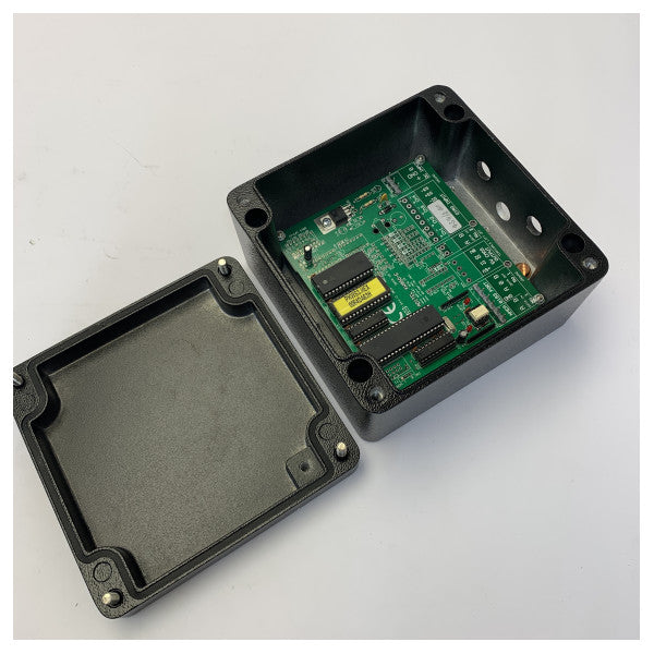 AMI Marine KW950F NMEA конвертор - интерфейс за морска електроника 